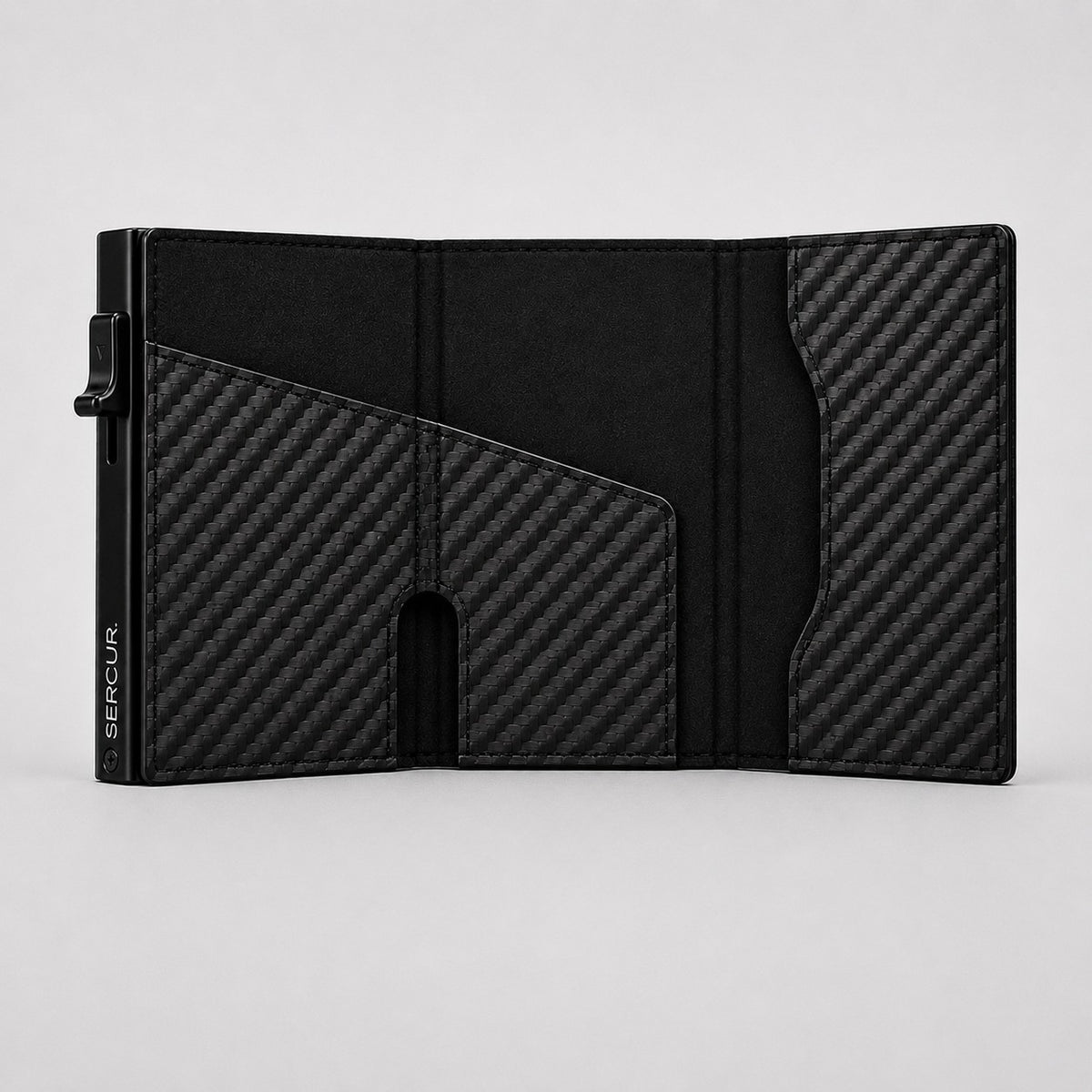 SERCUR CARBON wallet opengeklapt met vak voor briefgeld